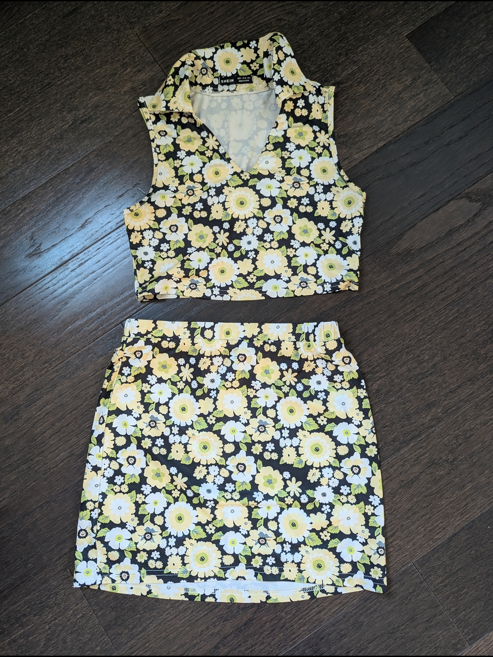 SHEIN Yellow & Black Floral Two-Piece Skirt Set